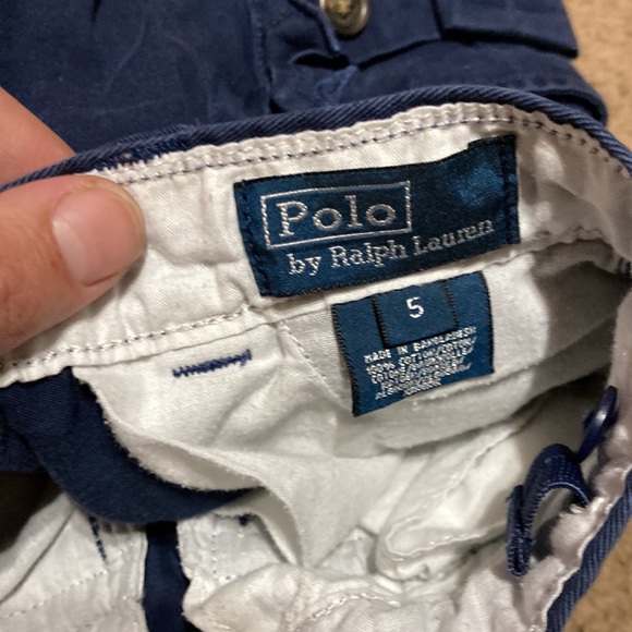 Size 5 boys polo shorts - Picture 2 of 3